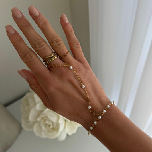 Daphne Hand Chain - EVRYJEWELS